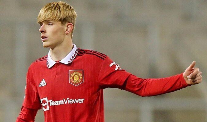  Manchester United Set Sights High on Toby Collyer 2024